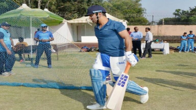 KRK MS Dhoni claim, Dhoni shifting to New Zealand, Virat Kohli moving London