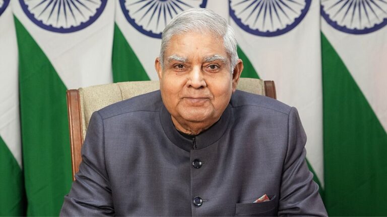 Jagdeep Dhankhar Resign as Vice President of India: भारत के उपराष्ट्रपति जगदीप धनखड़ ने आज (21 जुलाई) को अपने पद से इस्तीफा दे दिया है।