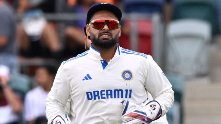 Rishabh Pant: चौथे टेस्ट से पहले ऋषभ पंत की फिटनेस पर सस्पेंस, बल्लेबाजी तय लेकिन कीपिंग को लेकर असमंजस