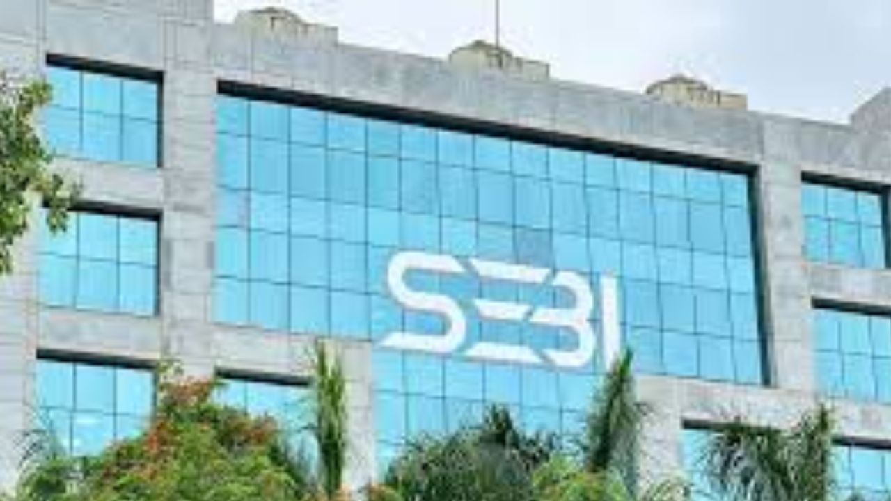 SEBI action against Jane Street Group: सेबी (SEBI) ने जेन स्ट्रीट ग्रुप के खिलाफ तगड़ा एक्शन लिया है। सेबी ने द्वारा इंडेक्स में हेरफेर के मामले में अंतरिम आदेश पारित किया।