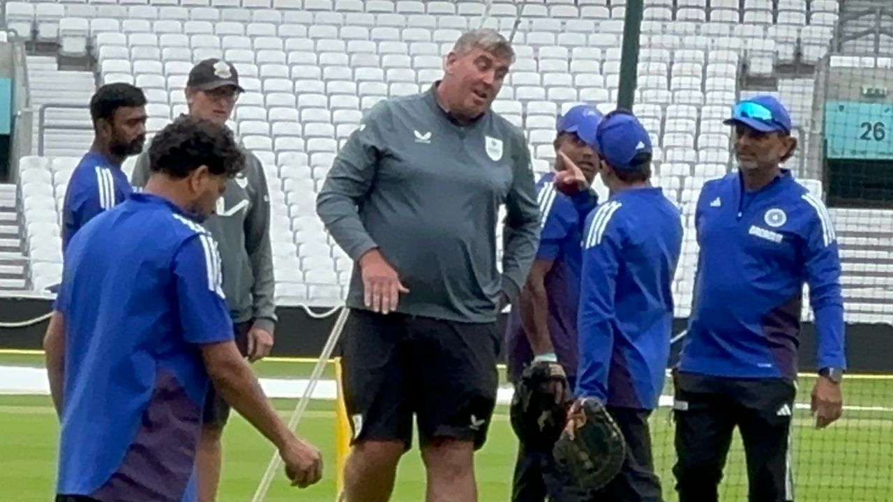 IND vs ENG: ओवल टेस्ट से पहले पिच पर भड़के गंभीर, क्यूरेटर से हुई तीखी नोकझोंक- देखें VIDEO