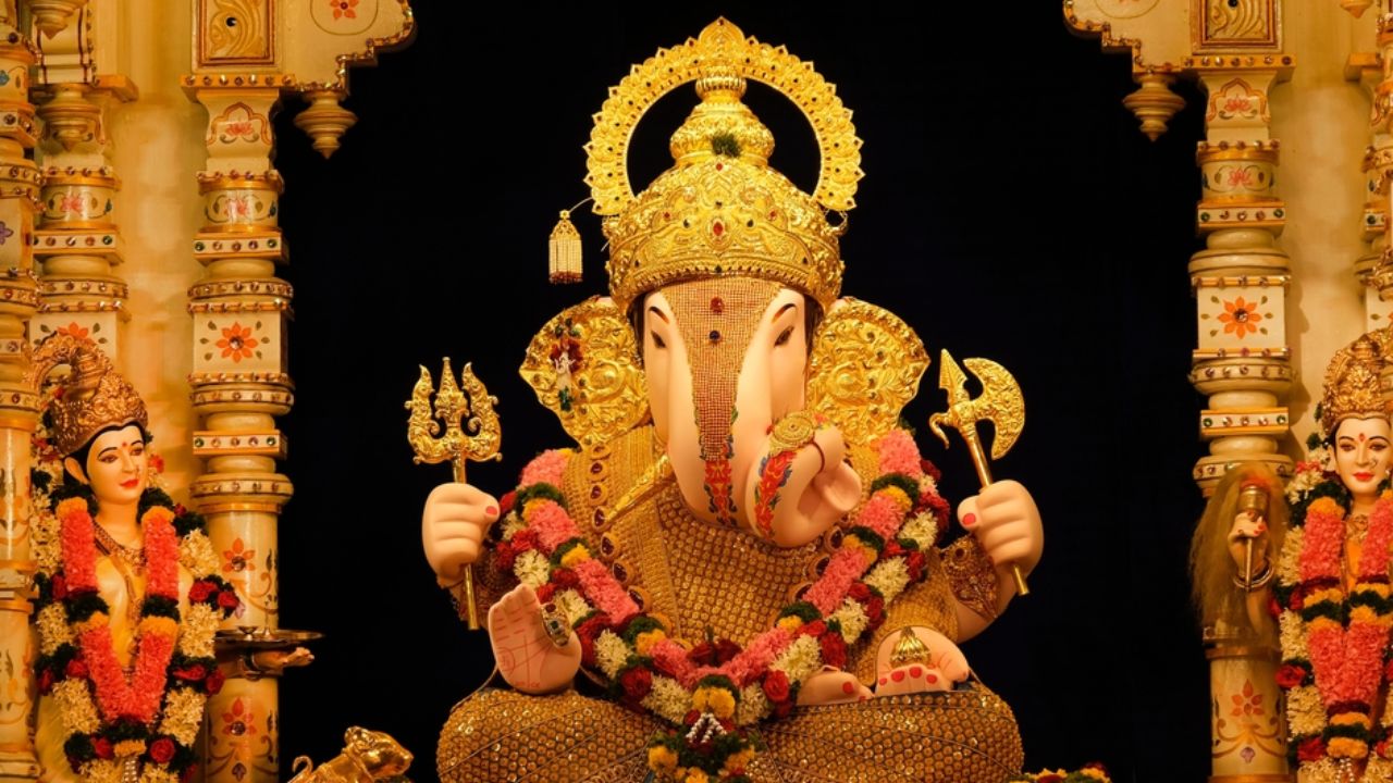 Ganesh Chaturthi 2025: कुंडली में राहु-केतु दोष है? गणेश चतुर्थी पर ...