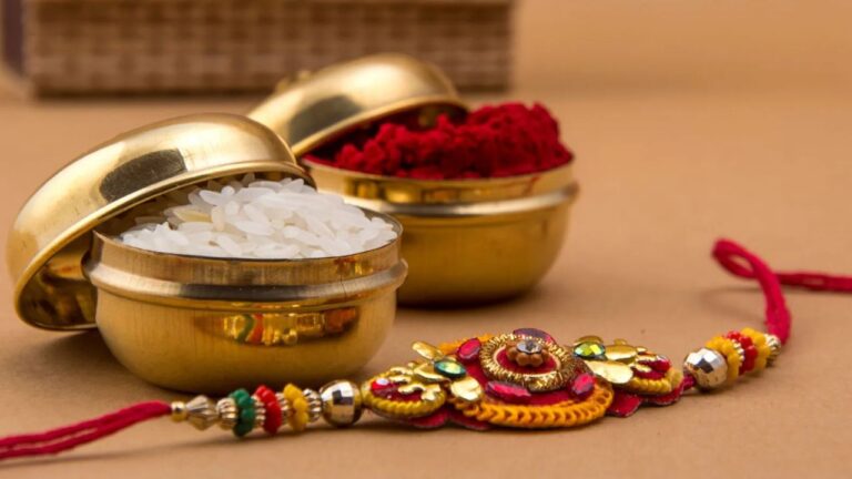 Rakshabandhan 2025: इस बार नहीं रहेगा भद्रा का साया, जानिए राखी बांधने का शुभ मुहूर्त और तिथि