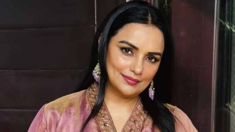 Shwetha Menon पर अश्लीलता फैलाने का आरोप, FIR में दर्ज हुईं ये फिल्में और एड